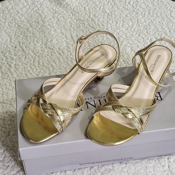 NIB Touch Ups By Benjamin Walk Melanie Sandal US Size 5M - Picture 1 of 6